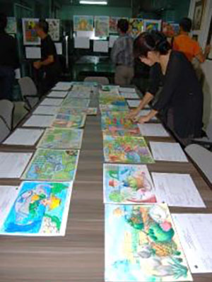 The board scoring the drawings that entered contest